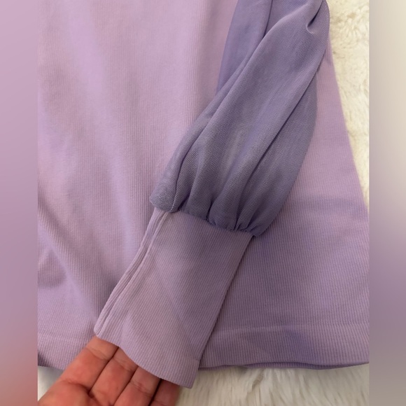 Women’s Top - Picture 4 of 4